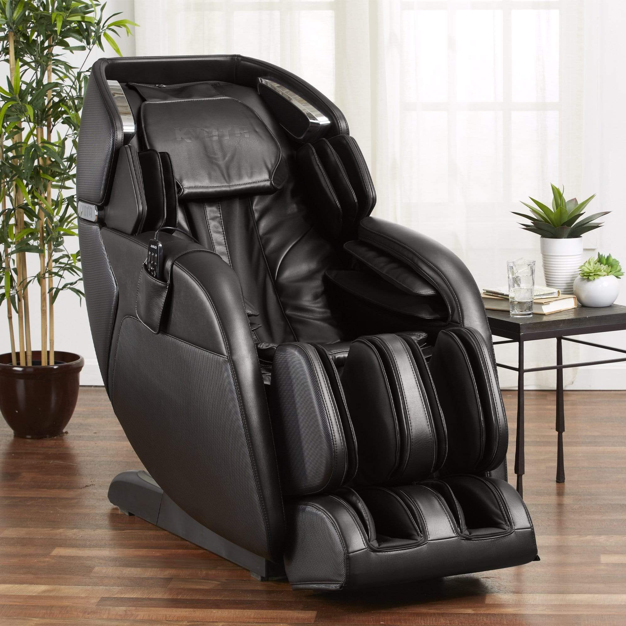 Kyota Massage Chair Kyota Kenko M673 -3D / 4D Massage Chair